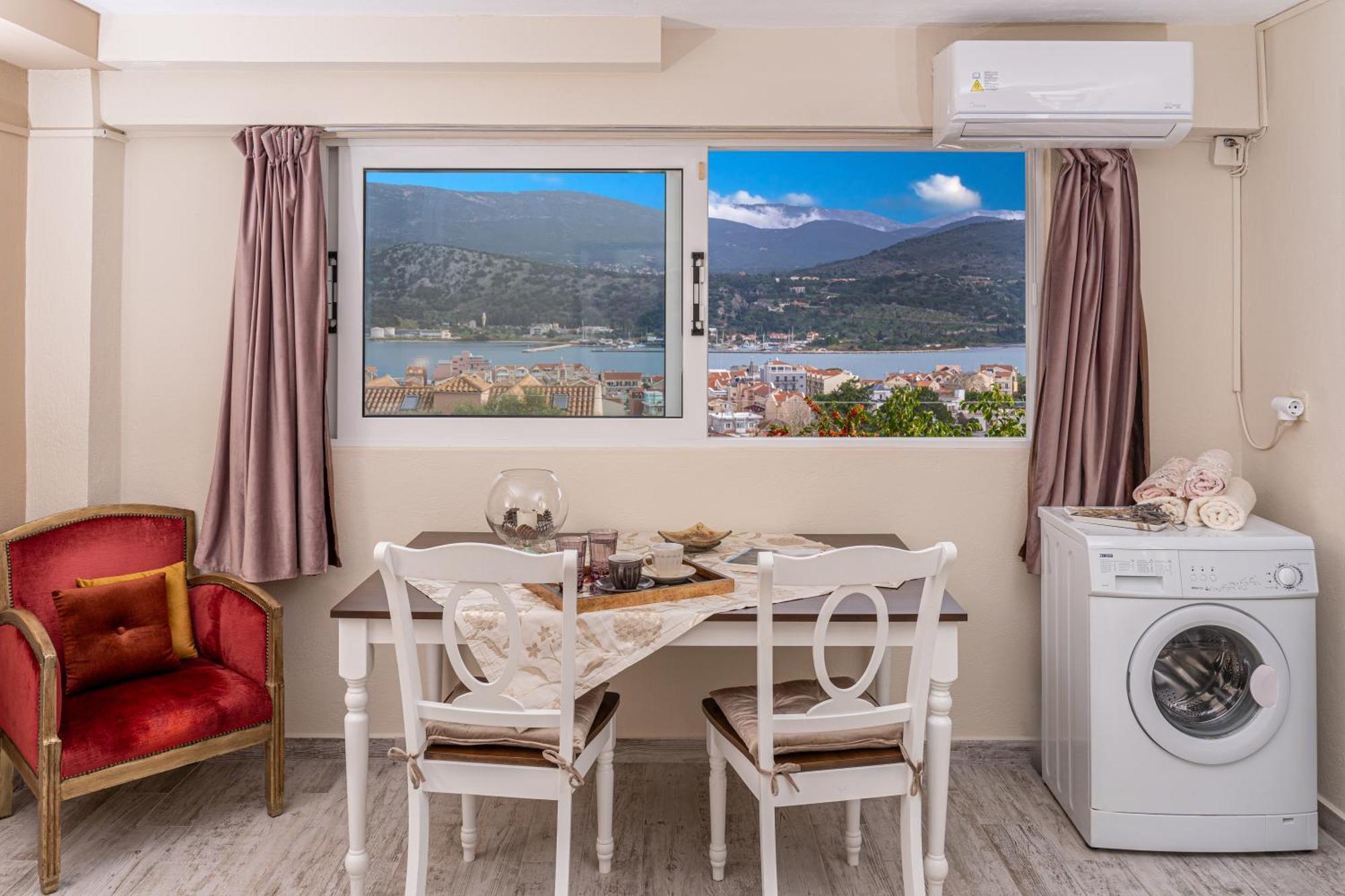 Aphrodite Superb Sea View *